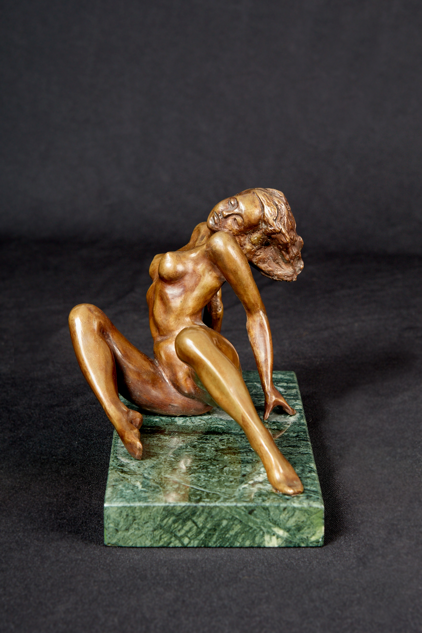 Скульптура Tattoo Rīgā, Tattoo studija, Tattoo salons, pīrsings Latvijā Скульптура Tattoo Rīgā, Tattoo studija, Tattoo salons, pīrsings Latvijā